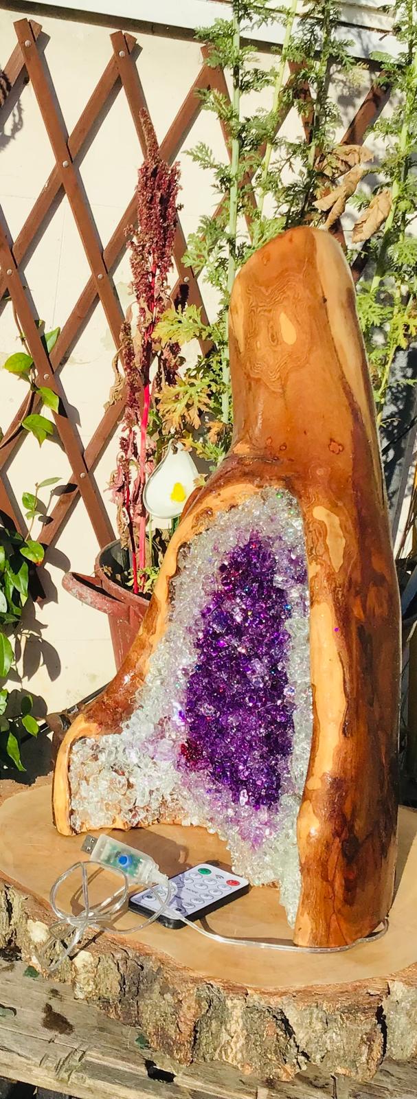 Amethyst Grove Lamp - Image 1